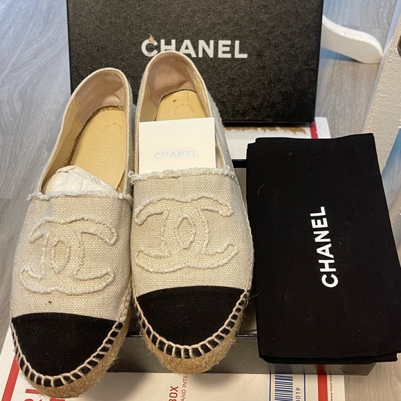 Chanel espadrilles size 38 women 8